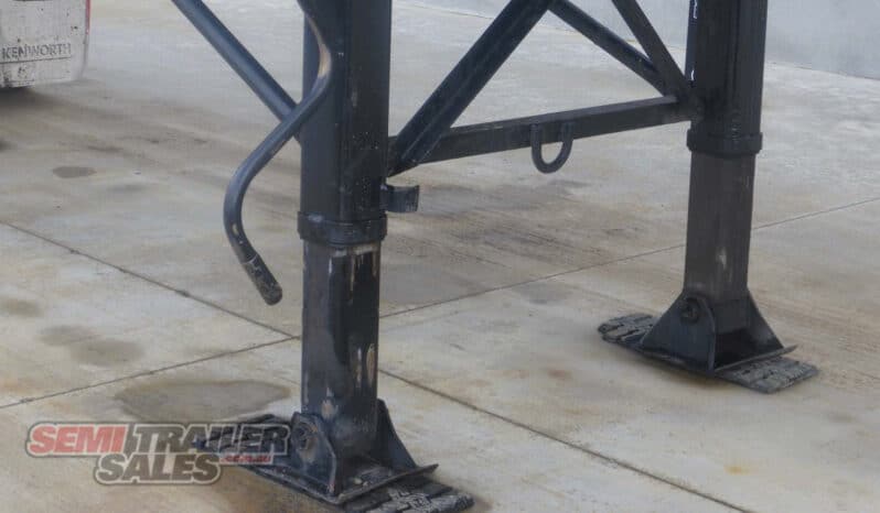 
								2000 Marshall Lethlean Stainless Steel Tanker A Trailer full									