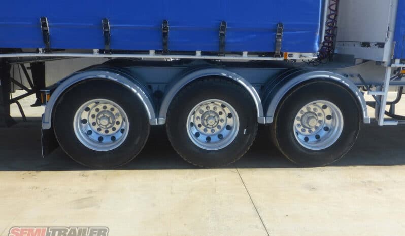 
								1999 Freighter Curtainsider B Double SET full									