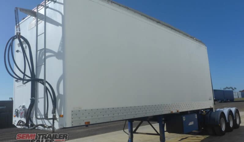 
								2009 Barker Walking FLOOR A Trailer full									