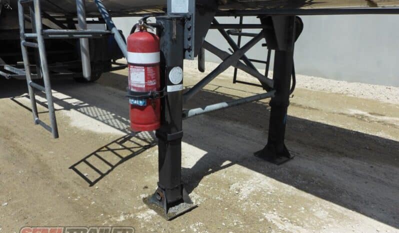 
								1992 Chemtrans 37FT Tanker full									