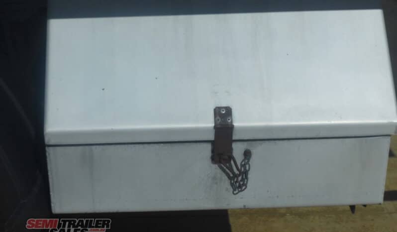 
								1998 Marshall Lethlean Bogie Aluminium Tanker full									