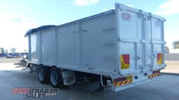 
										2018 BTE Plant Walking FLOOR PIG Trailer full									