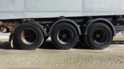 
										2004 Custom Bulldog Hook Lift Trailer full									