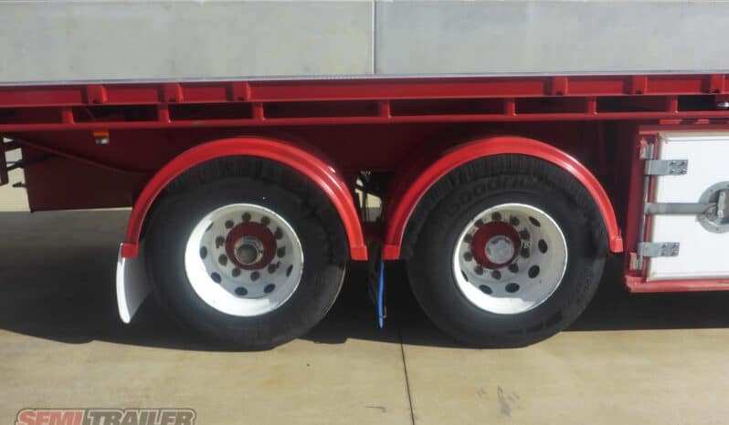 
								2001 Maxitrans 48FT Bogie FLAT TOP full									