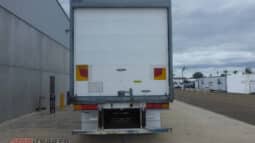 
										2006 Maxitrans Bogie Refrigerated Pantech full									