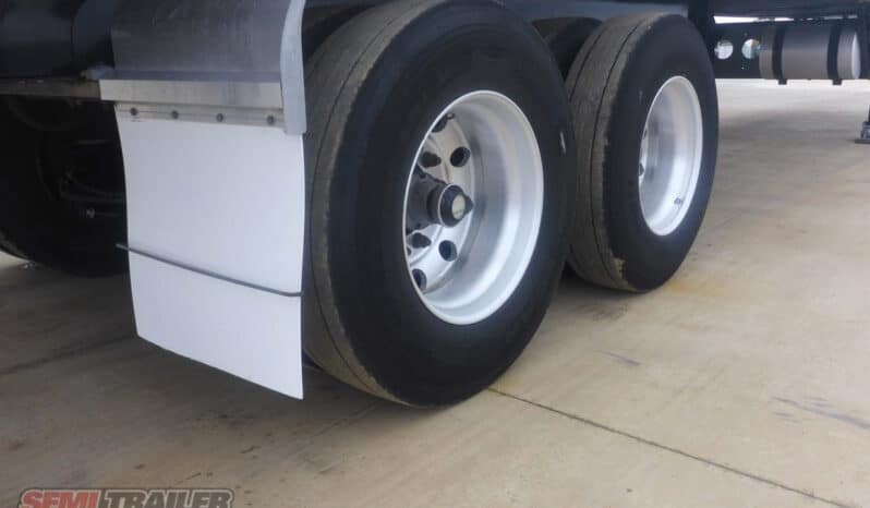 
								2006 Maxitrans Bogie Refrigerated Pantech full									