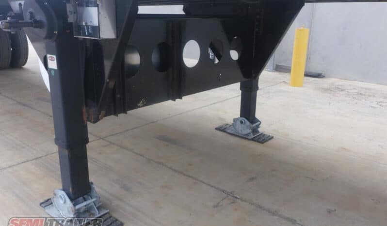 
								2006 Maxitrans Bogie Refrigerated Pantech full									