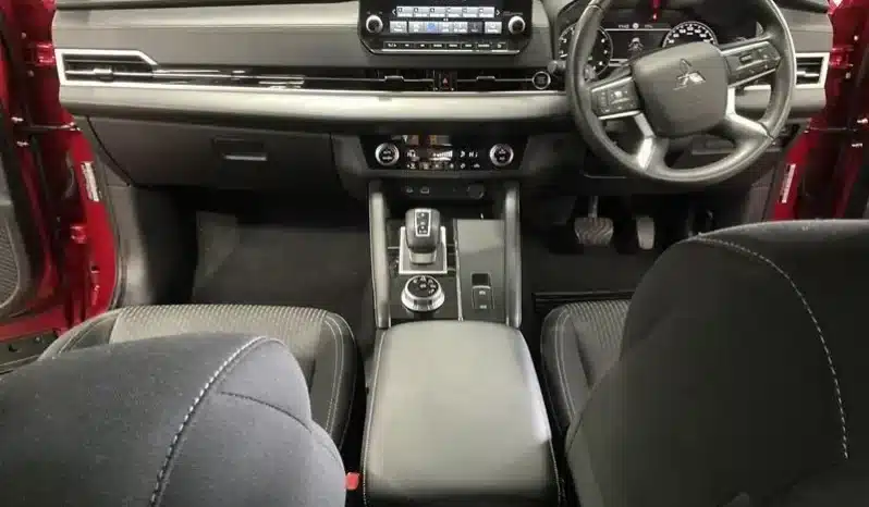 
								2024 Mitsubishi Outlander ZM MY24 LS 7 Seat (2WD) 8 Speed CVT Auto 8 full									