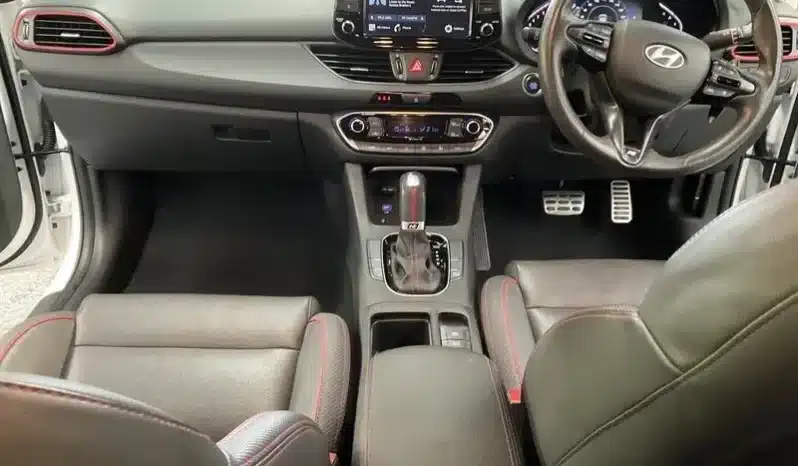 
								2023 Hyundai i30 PD.V4 MY23 N Line Premium White 7 Speed Auto Dual Clutch Hatc full									