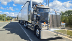 
										2017 Kenworth T909 full									