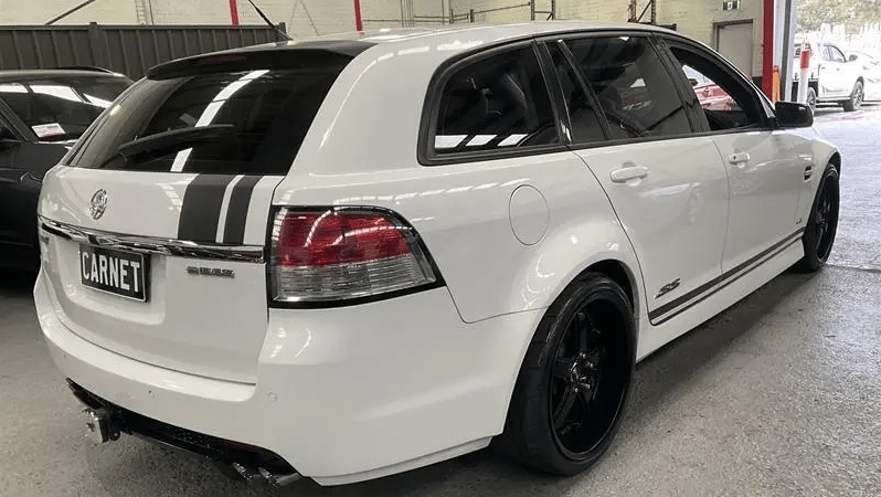 
								2012 Holden Commodore VE II MY12 SS-V White 6 Speed Manual S full									