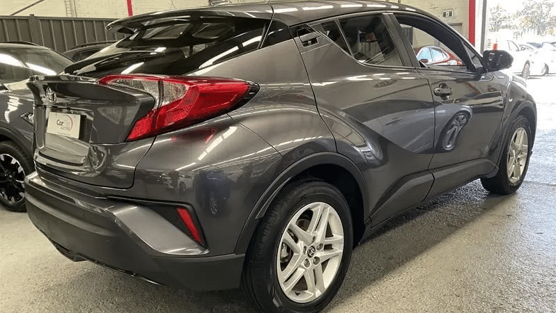 
								2023 Toyota C-HR NGX10R GXL (2WD) Grey Continuous Variable Wagon full									