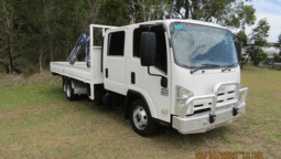 
										2011 Isuzu NPR 300 CREW NH 4×2 full									