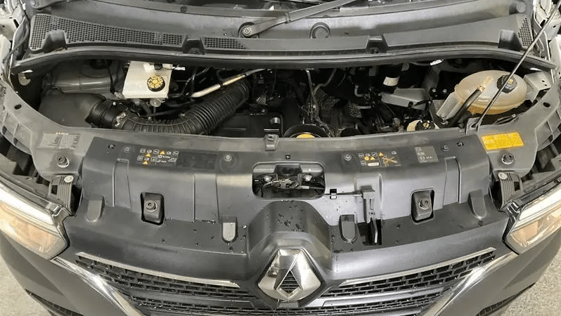 
								2020 Renault Master 110KW Pro White 6 Speed Automatic Van full									