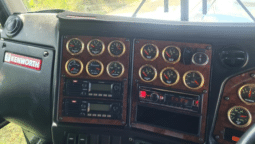 
										2017 Kenworth T909 full									