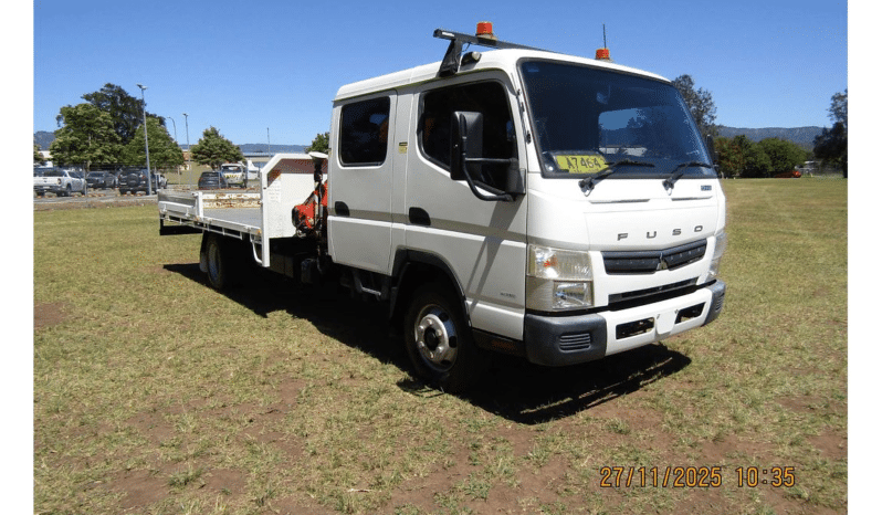 
								2018 Fuso Canter 715 with crane full									