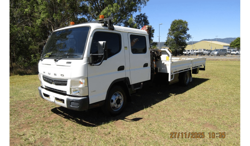 
								2018 Fuso Canter 715 with crane full									