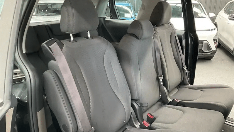 
								2024 Kia Carnival KA4 MY23 S Charcoal 8 Speed Automatic Wago full									