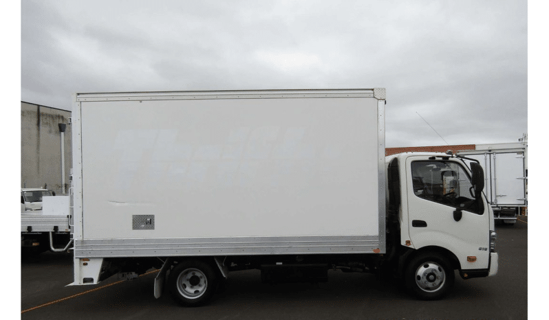 
								2022 Hino 300 Series 616 4×2 MWB full									