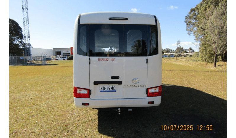 
								2022 Toyota Coaster XZB70R full									