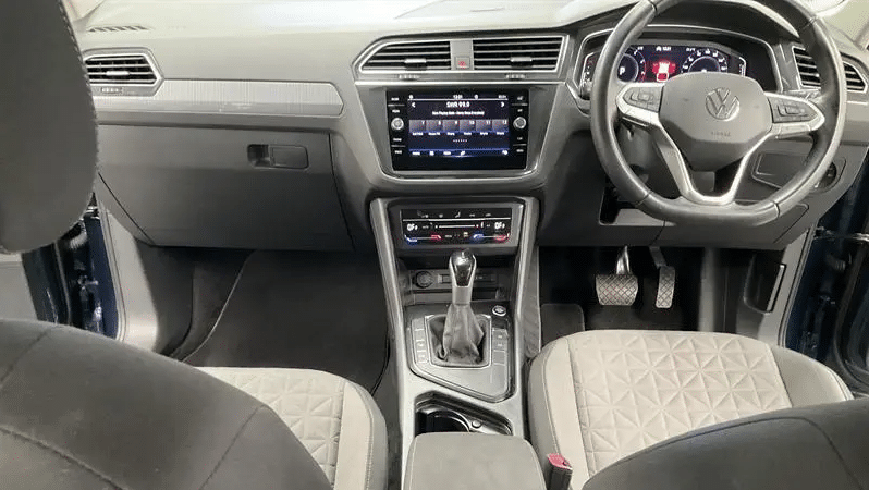 
								2023 Volkswagen Tiguan AX MY23 Update 110TSI Life Green 6 Sp full									