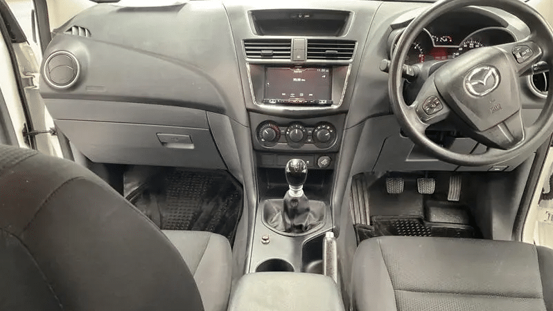 
								2019 Mazda BT-50 XT Hi-Rider (4×2) (5Yr) White 6 Speed Manua full									