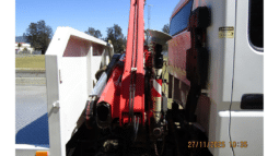 
										2018 Fuso Canter 715 with crane full									