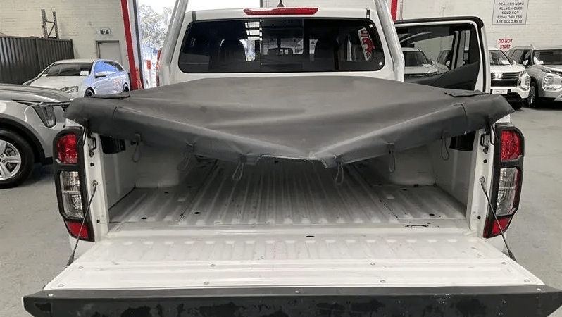 
								2019 Nissan Navara D23 Series 4 MY19 RX (4×2) White 7 Speed full									