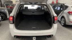 
										2012 Holden Commodore VE II MY12 SS-V White 6 Speed Manual S full									