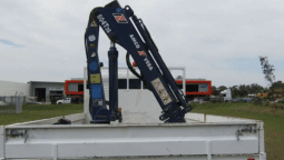 
										2011 Isuzu NPR 300 CREW NH 4×2 full									