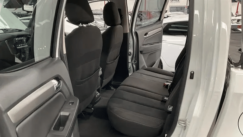 
								2019 Holden Colorado RG MY19 LTZ (4×2) (5Yr) White 6 Speed A full									