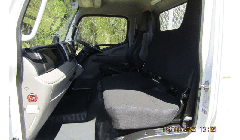
								2023 Fuso Canter 515 4×2 MWB full									