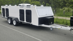 
										2025 McNeill 8 Berth Custom Dog Trailer full									