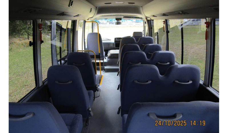 
								2014 Toyota Coaster Deluxe XZB50R full									