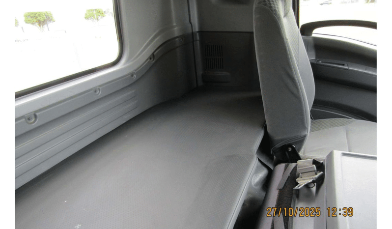 
								2019 Isuzu F Series FXD165-350 4×2 LWB full									