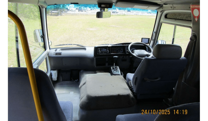 
								2014 Toyota Coaster Deluxe XZB50R full									