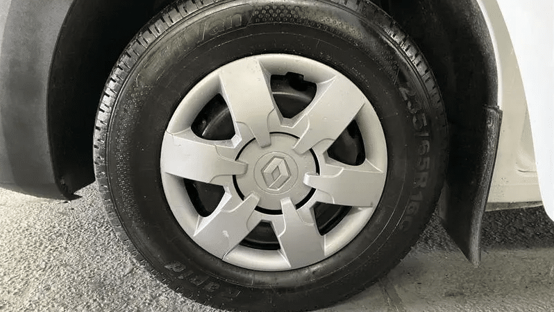 
								2020 Renault Master 110KW Pro White 6 Speed Automatic Van full									