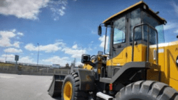 
2025 UHI UWL420P 4 T Rated Load full									