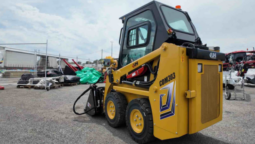
										New UHI CDM303 Skid Steer full									