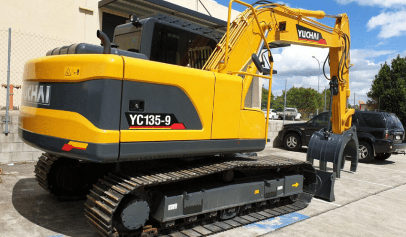 
New Yuchai YC135-9 13.8Ton Excavator full									