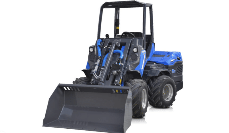 
								New MultiOne 8.4SK Stage III Mini Loader full									