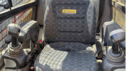 
										2020 New Holland C227 Track loader full									