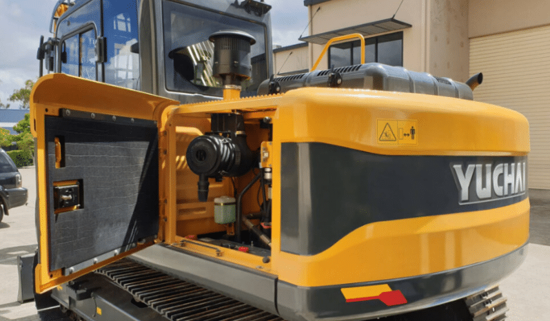 
New Yuchai YC135-9 13.8Ton Excavator full									