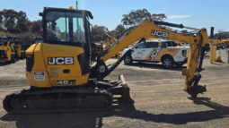 
2018 JCB 48Z MINI EXCAVATOR U4824 full									