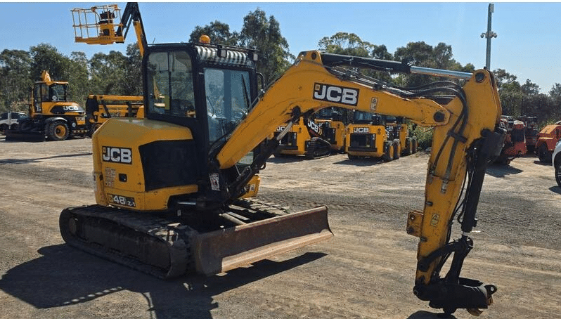 
2018 JCB 48Z MINI EXCAVATOR U4824 full									