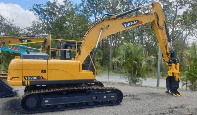 
								New Yuchai YC230LC-9 23 T Excavator full									
