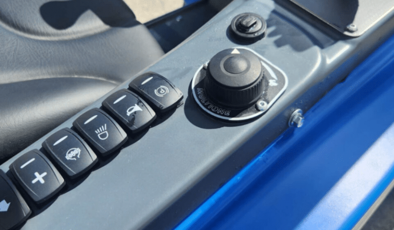 
								New MultiOne EZ5 Long Range Electric Loader full									