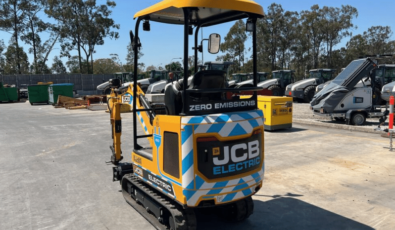 
UNUSED 2023 JCB 19C ETEC EXCAVATOR U4938 full									