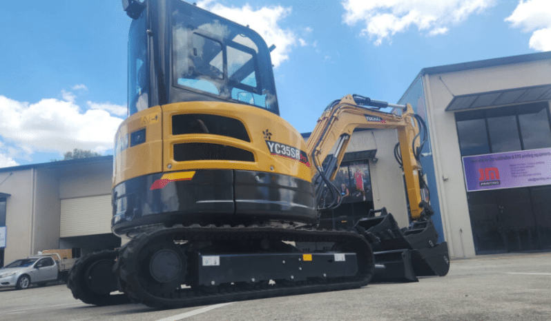 
								New yuchai U35SR PRO 3.8T Zero Swing Excavator full									