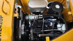 
2025 UHI UWL420P 4 T Rated Load full									